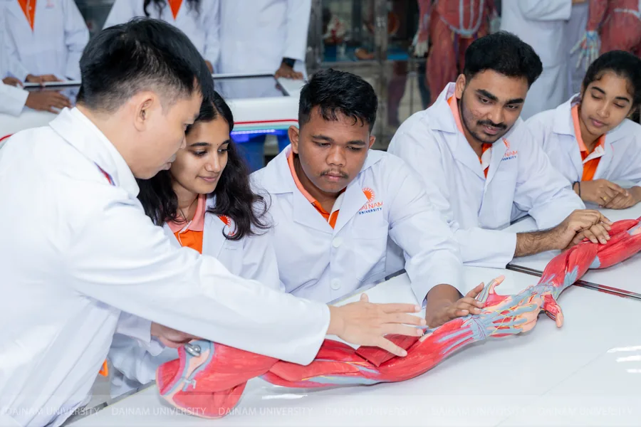 Hoạt động và cơ sở vật chất của Viện Đào tạo Y khoa Quốc tế, ảnh 13